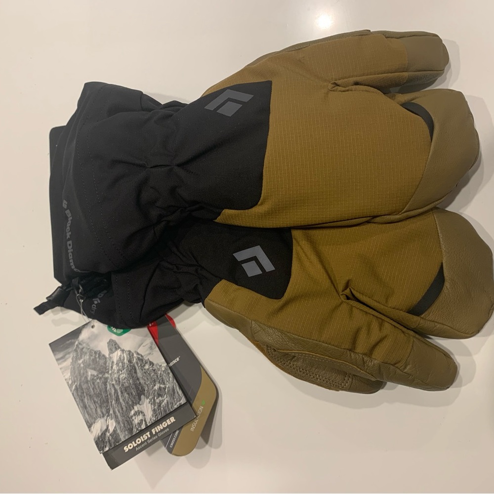 Black diamond mittens/gloves